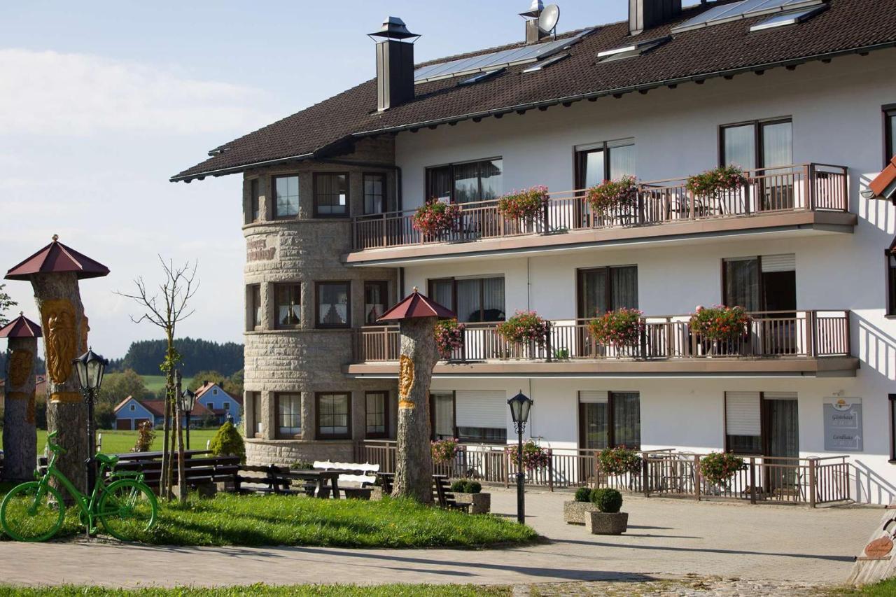 Landhotel Kastanienhof Georgenberg Ngoại thất bức ảnh